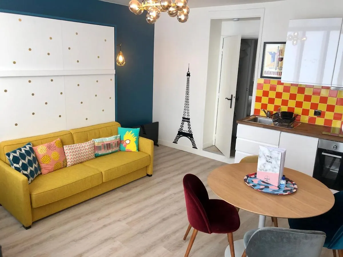 Relais Cocorico Fondary Apartment Eiffel Tower District Paříž
